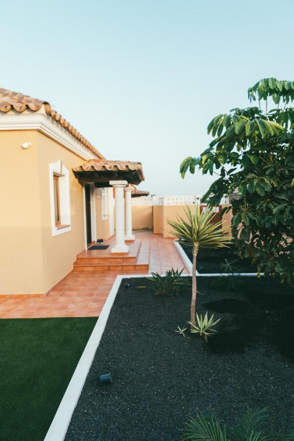Moderne Villa Met Verwarmd Zwembad In Corralejo Zewnętrze zdjęcie