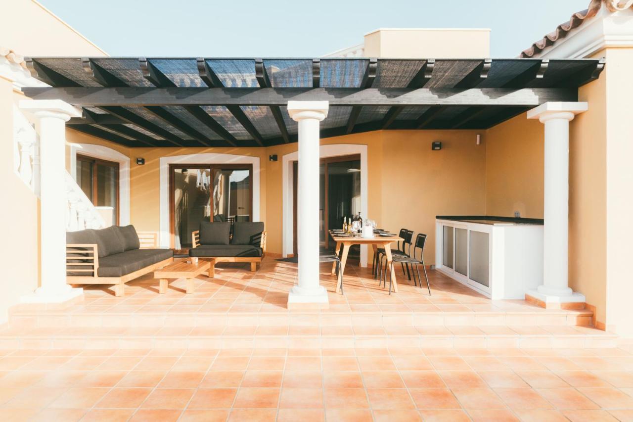 Moderne Villa Met Verwarmd Zwembad In Corralejo Zewnętrze zdjęcie